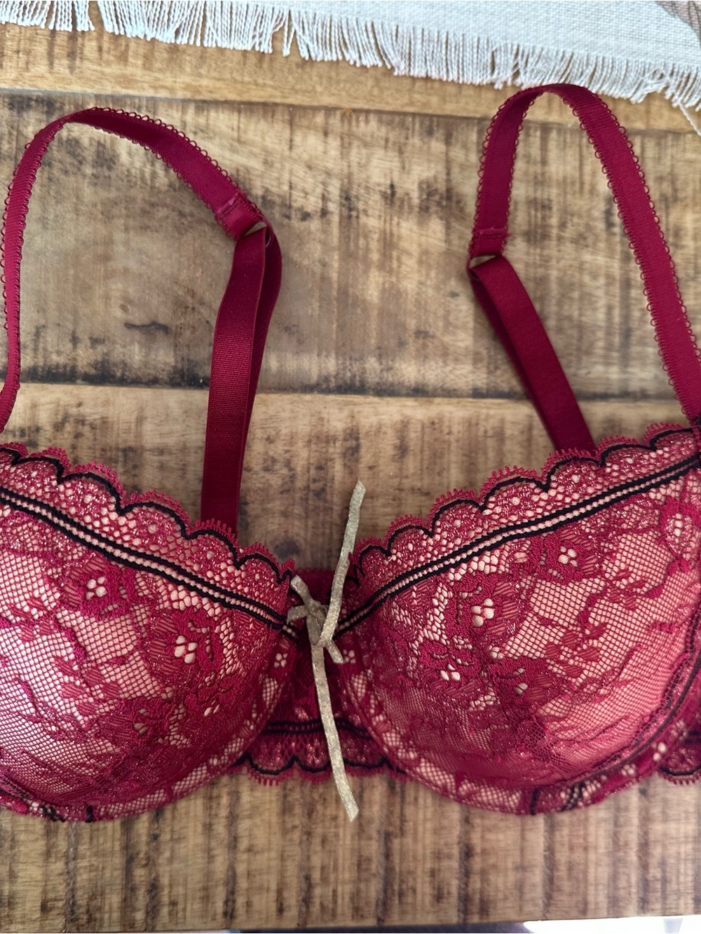 Scalloped Lace Underwire Bra in Deep Wine Red and Gold Accents
